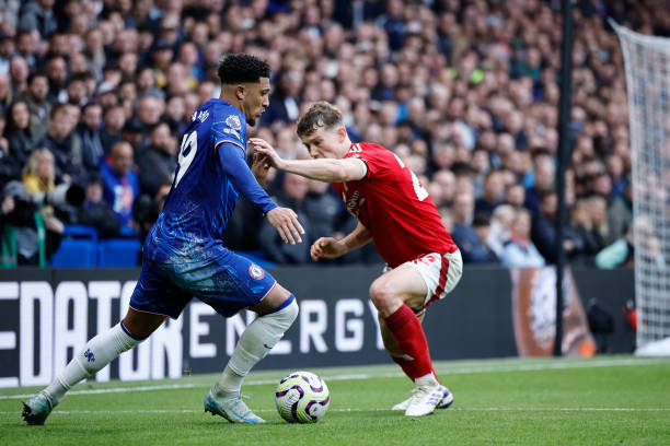 成为他们后 成为他们后