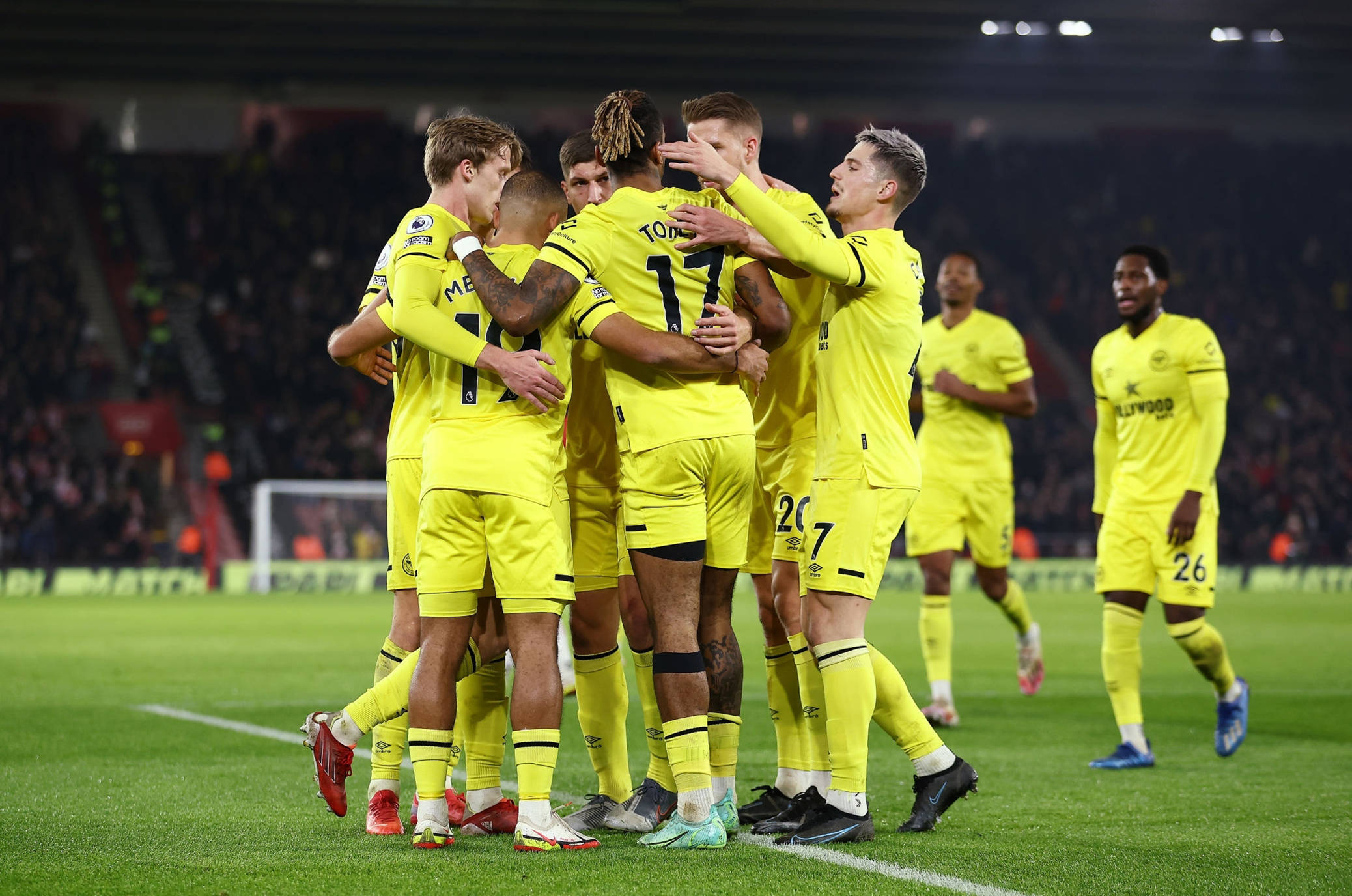 边大国的足 边大国的足